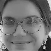 Titulaire d'un BAC+3, animatrice, je suis disponible pour aide au devoirs