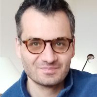 Diplômé d'école d'ingénieurs, donne cours de maths, physique-chimie, SVT - pédagoque, patient, bienveillant