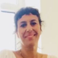 Je suis Hypnothérapeute et praticienne en psychothérapie, transmettre mes compétences en expression orale ,écrite