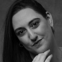 professeur donne cours maternelle et primaire  par webcam ou en pr&eacute;sentiel