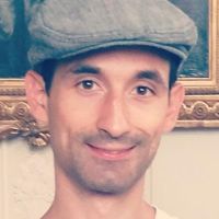 Professeur natif de fran&ccedil;ais (FLE)