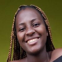 &Eacute;l&egrave;ve en troisi&egrave;me ann&eacute;e en maintenance biom&eacute;dicale