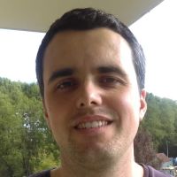 Dipl&ocirc;m&eacute; d'un Master et de nombreuses exp&eacute;riences p&eacute;dagogiques r&eacute;ussies, je suis l&agrave; pour donner l'envie d'apprendre