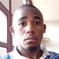 Titulaire d'un Master 2 en Physique &agrave; l'Universit&eacute; de Yaound&eacute; 1, j'aide les &agrave; la pr&eacute;parations des diff&eacute;rents examens.