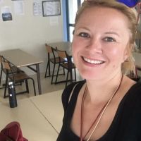 Un professeur d'anglais anglophone avec de nombreuses ann&eacute;es d'exp&eacute;rience est heureux de vous aider &agrave; devenir bilingue.