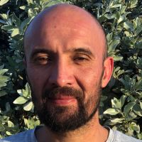 Professeur certifi&eacute; en math&eacute;matiques et docteur en physique-chimie donne cours de math&eacute;matiques et de physique-chimie