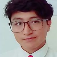 Professeur d'espagnol d'origine Mexicaine, titulaire d'une licence d'enseignement de l'espagnol