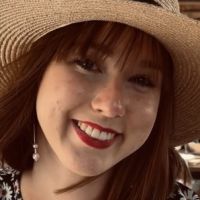 &Eacute;tudiante &agrave; Sciences Po propose de l&rsquo;aide aux devoirs par visioconf&eacute;rence