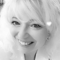 Professeur d'espagnol propose des cours de tous les niveaux et aide &agrave; la pr&eacute;paration des examens officiels