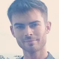 Doctorant &agrave; Sciences Po, donne cours de la primaire &agrave; la terminale par webcam