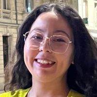 El&egrave;ve ing&eacute;nieur en Vibration et Acoustique propose des cours de maths, physique et Anglais, ainsi des aides aux devoirs