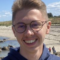 El&egrave;ve en 3&egrave;me ann&eacute;e d'&eacute;cole d'ing&eacute;nieurs, je propose un soutien en math&eacute;matiques et en physique