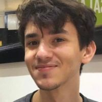 Etudiant en deuxi&egrave;me ann&eacute;e &agrave; l'ESTP Paris en fili&egrave;re B&acirc;timent, j'aide &agrave; la pr&eacute;paration aux examens.