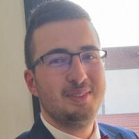 El&egrave;ve ing&eacute;nieur en tete de sa promo a l'ESTP au campus de Troyes donne des cours en maths pour tous niveau.