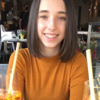 &Eacute;tudiante en Master &agrave; l&rsquo;Ecole Polytechnique F&eacute;d&eacute;rale de Lausanne propose cours de maths et sciences