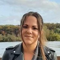 Professeure de l&rsquo;&eacute;ducation nationale, je donne des cours au coll&egrave;ge et en &eacute;cole &eacute;l&eacute;mentaire depuis maintenant 3 ans.