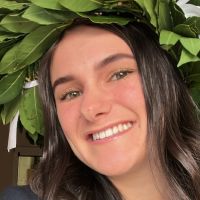 Titulaire d'une licence en Langues, &eacute;tudiante en Master, j'aide &agrave; apprendre l'anglais, le fran&ccedil;ais et l'italien