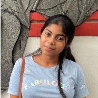 Etudiante bilingue en 3&egrave;me ann&eacute;e de licence d'Anglais. Je propose des cours d'anglais, maths & du soutien.