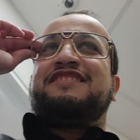 Titulaire de M1 Paris, donne cours niveau primaire, coll&egrave;ge, lyc&eacute;e