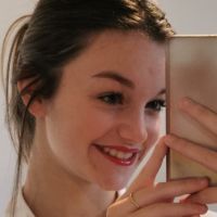 Professeure particuli&egrave;re avec plus de 5 ans d'exp&eacute;rience propose cours de sciences et de langues par webcam