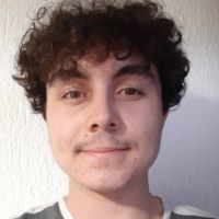 Etudiant en 2eme ann&eacute;e de marketing. Je poss&egrave;de un bac S avec une sp&eacute;cialit&eacute; math&eacute;matiques.