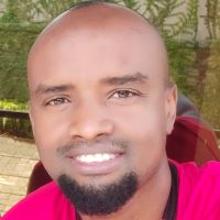 Ing&eacute;nieur en m&eacute;canique niveau professionnel, propose cours d'anglais, de physique, informatique et ing&eacute;nierie