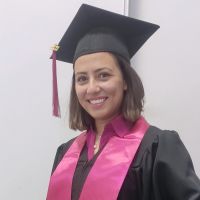 Docteur en Chimie et formatrice en biochimie, l'enseignement est ma passion.