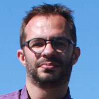 Professeur de Math&eacute;matiques en lyc&eacute;e j'aide les &eacute;l&egrave;ves coll&egrave;ge/lyc&eacute;e en groupe pendant les vacances scolaires