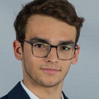 Etudiant &agrave; CentraleSupelec propose cours de maths en ligne