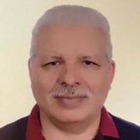 Professeur universitaire avec 20 ans d'exp&eacute;rience donne cours de maths en ligne