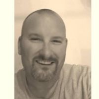 Passionn&eacute; par la langue fran&ccedil;aise et la litt&eacute;rature, de niveau universitaire je vous aide en fran&ccedil;ais