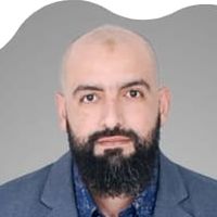 Facilitateur professionnel d'apprentissage capable de simplifier l'information aux &eacute;l&egrave;ves pour un apprentissage efficace