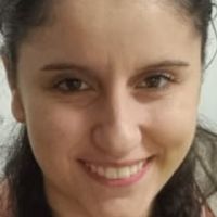 Professeure agr&eacute;g&eacute;e d'&eacute;conomie gestion, donne des cours &agrave; des &eacute;l&egrave;ves de STMG