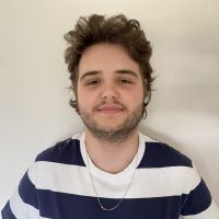 Titulaire d'une Licence Histoire, je propose des cours dans les mati&egrave;res litt&eacute;raires et en sciences humaines.