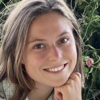 Etudiante en &eacute;cole d'ing&eacute;nieur, je propose des cours de maths