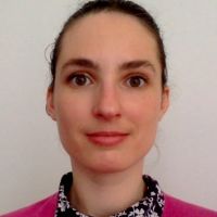 Titulaire d'un doctorat en biologie donne cours de SVT, physique-chimie, maths