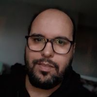 Titulaire d'un Master d'anglais propose cours du soutien scolaire pour tous les niveaux