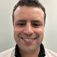 Titulaire d&rsquo;un dipl&ocirc;me d&rsquo;ing&eacute;nieur, j'aide &agrave; la pr&eacute;paration au bac&raquo;, ...