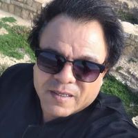 En tant que professeur de physique-chimie avec une exp&eacute;rience de 22 ans et un master en didactique des sciences, j'ai un