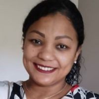 Maman d&eacute;vou&eacute;e d'une enfant dyslexique en CM2 avec un bac enseignement g&eacute;n&eacute;ral et Bac+2 en Management