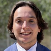 El&egrave;ve en Master 2 de Data Analytics, pass&eacute; par une classe pr&eacute;pa, je peux donner des cours de Maths, SES, Anglais etc...