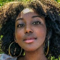 Titulaire d&rsquo;une licence en Lettre et Science du langage, j&rsquo;aide les enfants &agrave; aimer apprendre.