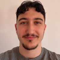 Etudiant des Mines de Paris donnant des cours de maths et de physique depuis 4 ans * Actuellement en vacances*