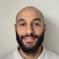 Titulaire d'un master et d'un licence &agrave; Saint-Etienne, je donne des cours de soutien niveau primaire, coll&egrave;ge et lyc&eacute;e