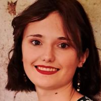 &Eacute;tudiante v&eacute;t&eacute;rinaire donne cours de Math/Svt de la 6eme &agrave; la terminale par webcam