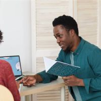 Dipl&ocirc;m&eacute;  d'une licence en math&eacute;matiques appliqu&eacute;e je suis actuellement en master math&eacute;matiques  appliqu&eacute;e