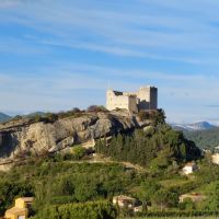 Enseignante depuis 25 ans donne cours de fran&ccedil;ais,  Fle,  histoire g&eacute;ographie de la primaire &agrave; la terminale.