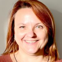 Titulaire du DU FLE et de la Ma&icirc;trise Arts, lettres, langues je donne des cours de FLE.