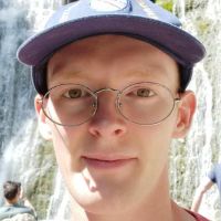 El&egrave;ve ing&eacute;nieur en sp&eacute;cialit&eacute; mat&eacute;riaux propose cours de maths et de physique-chimie en visio