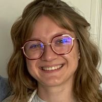 Soutien scolaire, aide aux devoirs. Bacheli&egrave;re et &eacute;tudiante, je suis d&eacute;sireuse de transmettre mes connaissance.